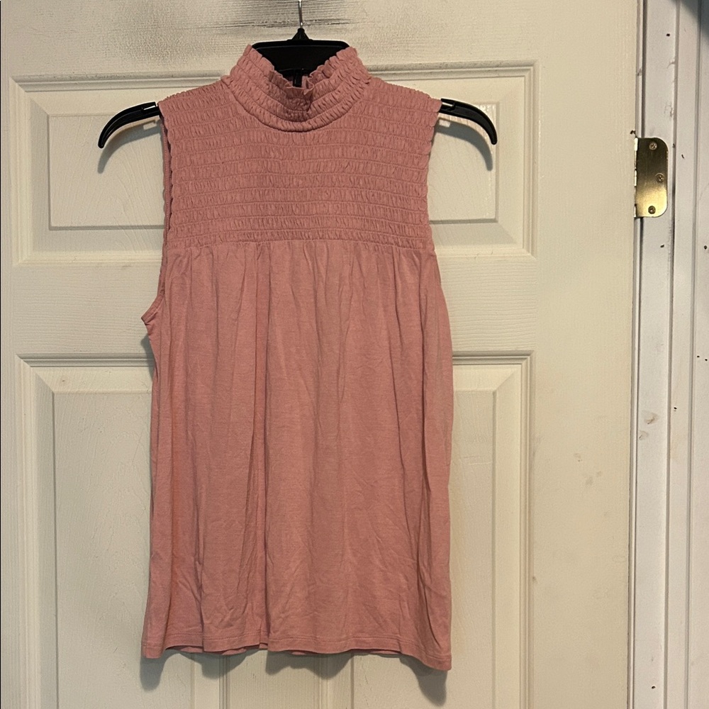 Banana Republic Pink Sleeveless Smocked Mock Neck Top Blouse Size Small